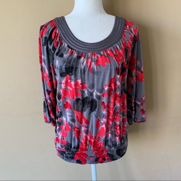 Elle Tops - Elle Small Gray Pink Flower Floral Shirt Top